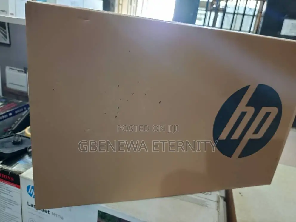 New Laptop HP EliteBook 830 G8 16GB Intel Core I7 SSD 512GB