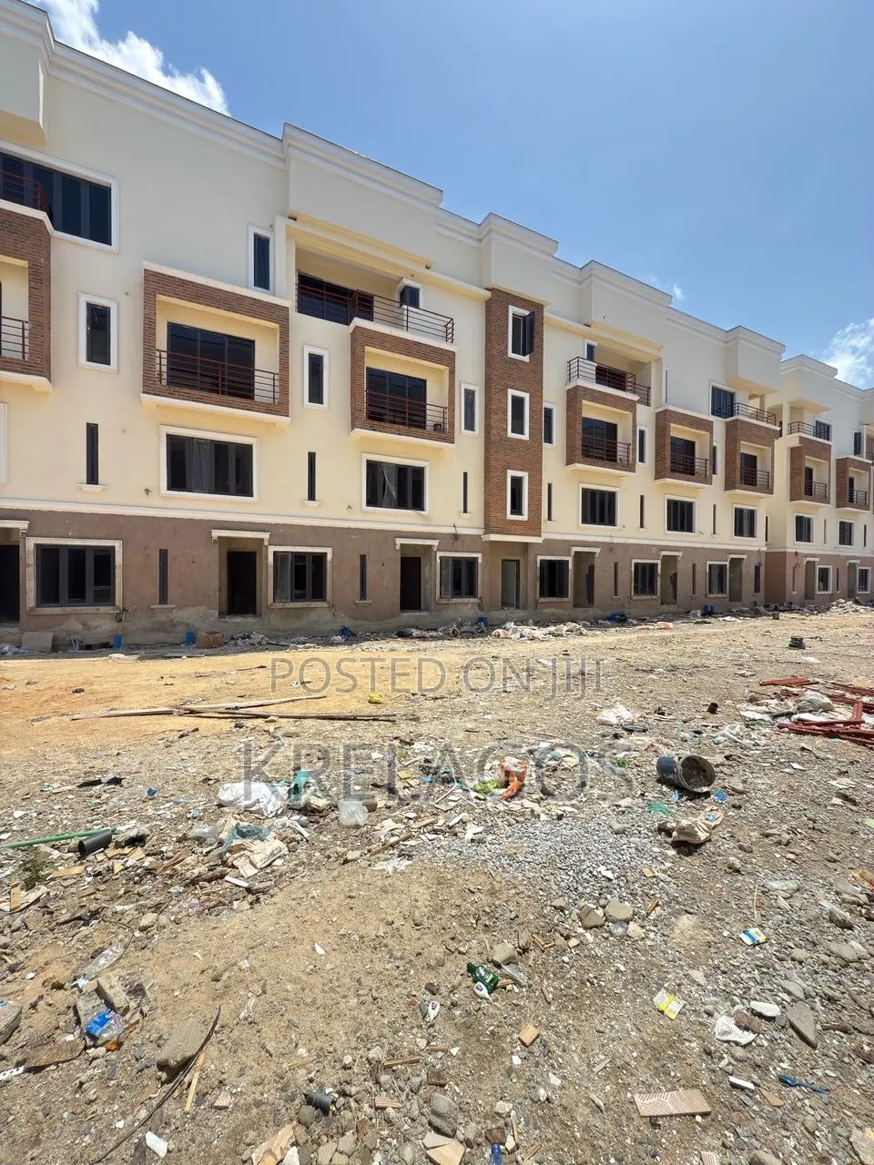 4bdrm Duplex in Lekki Phase 1 for sale