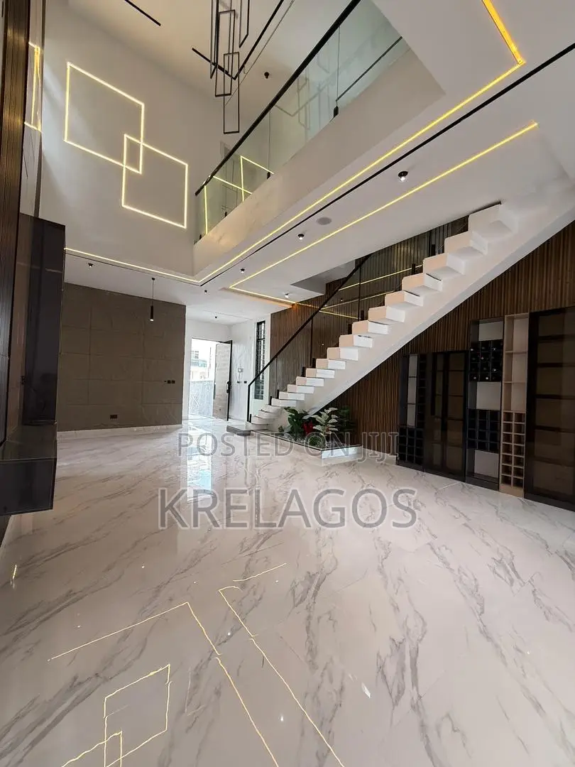 5bdrm Duplex in Ado / Ajah for sale