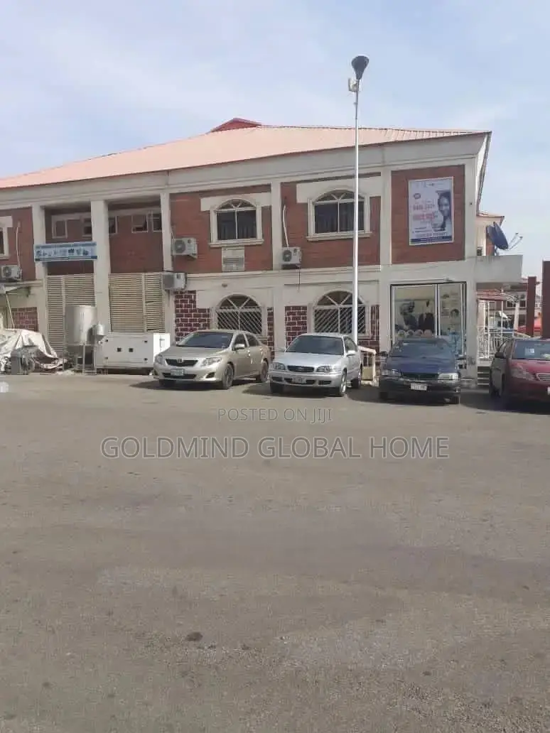 Shop Measuring 9sqm at Kaura Modern Market for Sale