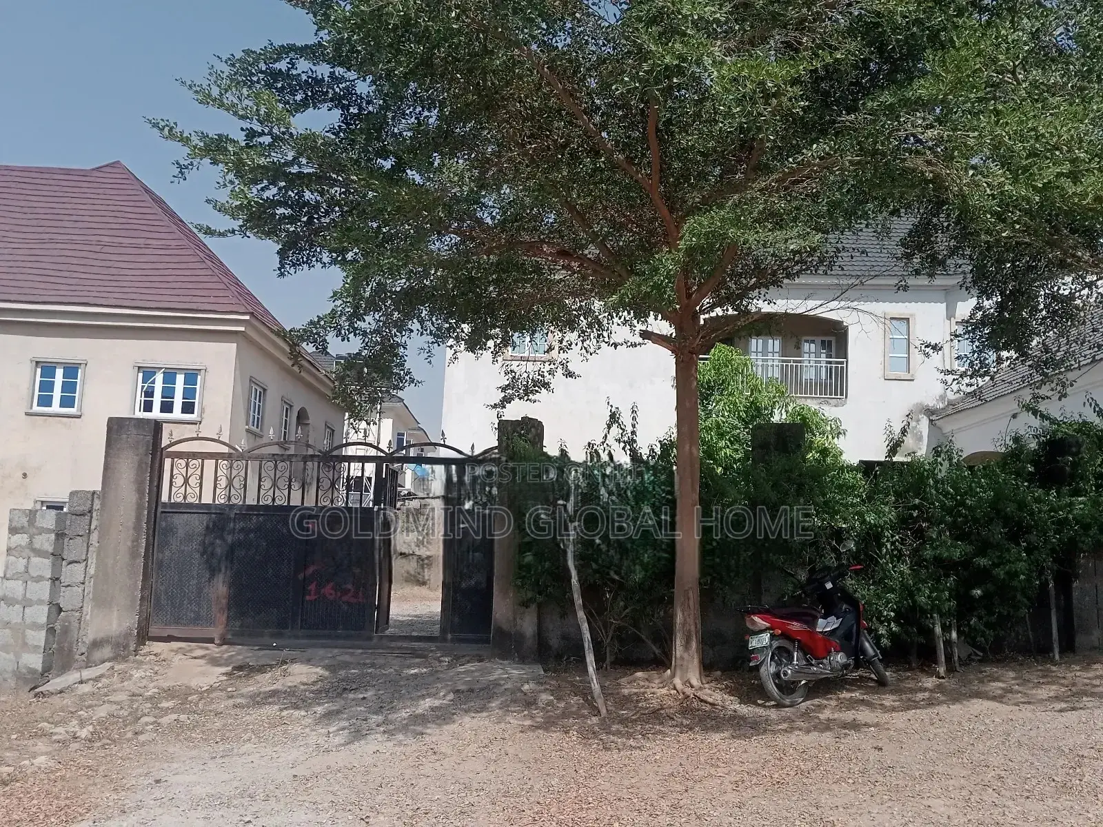 2bdrm Block of Flats in Aco /Amac Housing, FHA for sale