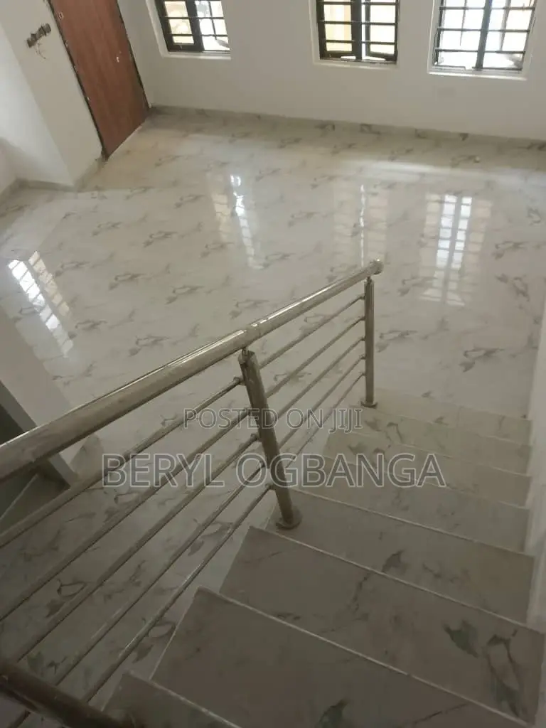 4bdrm Duplex in VGC / Ajah for sale