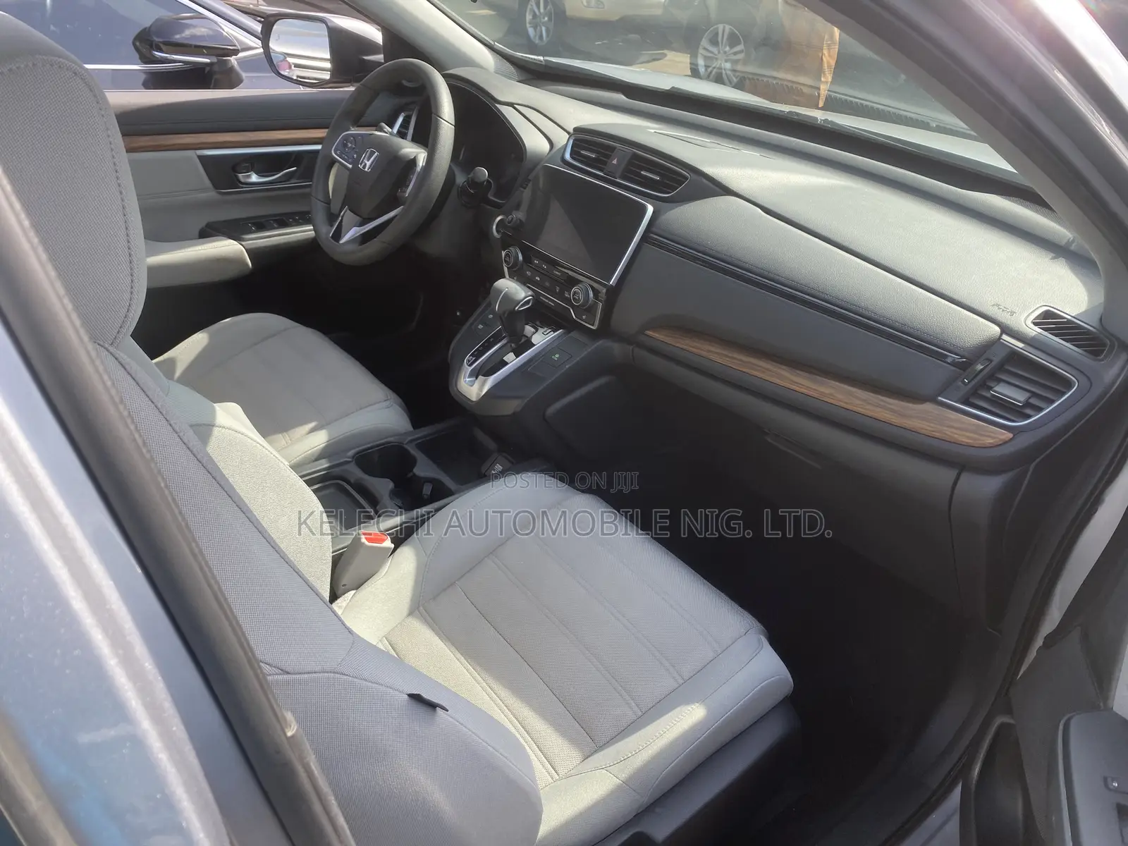 Honda CR-V LX 4dr SUV AWD (2.4L 4cyl CVT) 2017 Gray