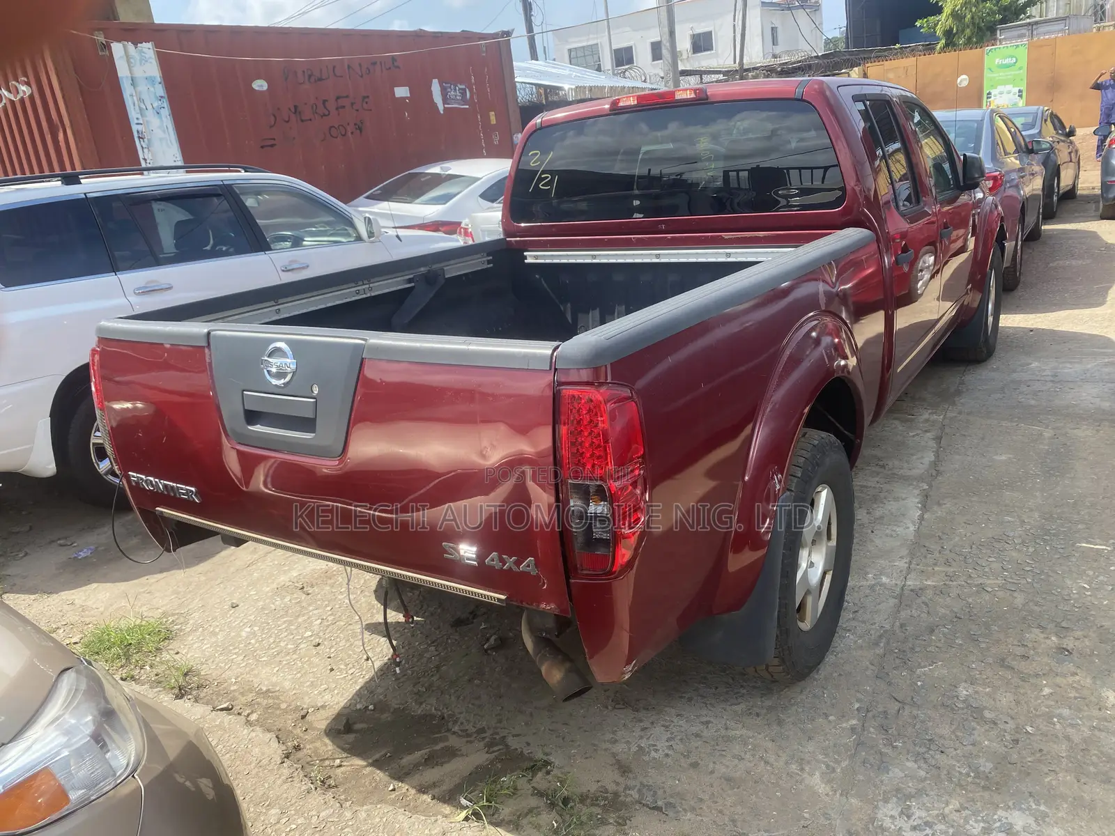 Nissan Frontier Crew Cab SE 4x4 Long 2009 Red
