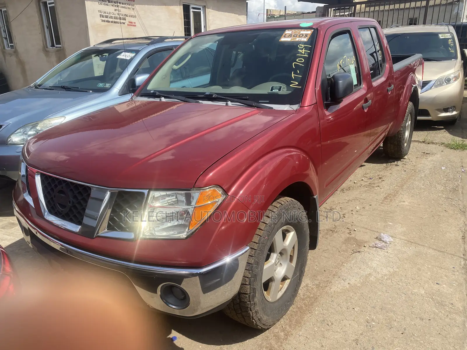 Nissan Frontier Crew Cab SE 4x4 Long 2009 Red