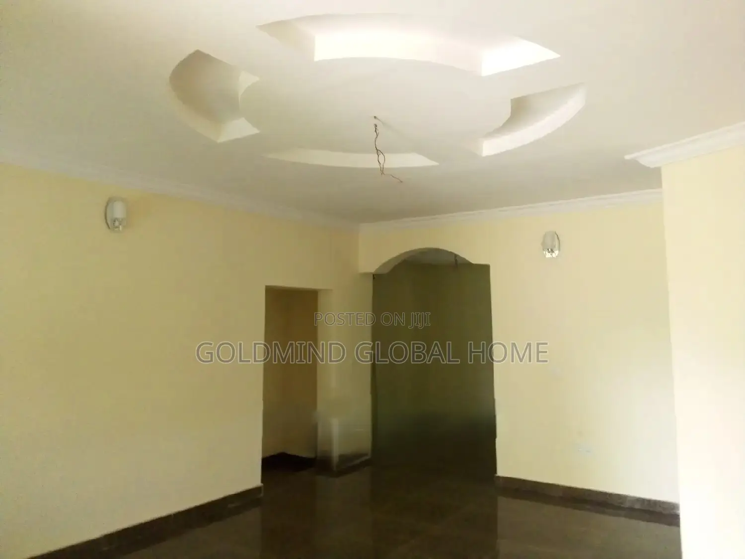 3bdrm Block of Flats in Amac, FHA for sale