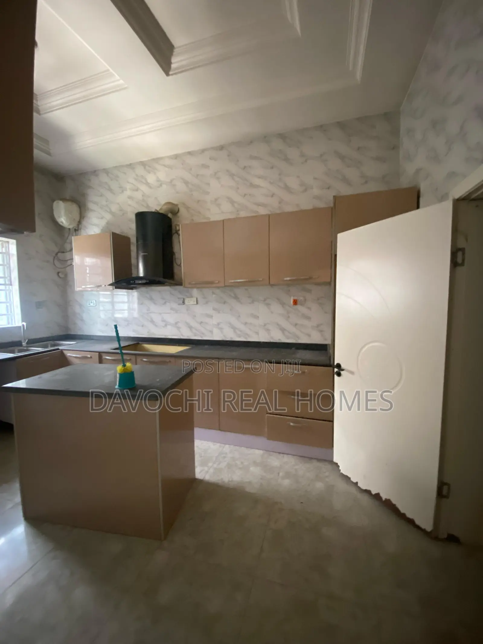 4bdrm Duplex in Orchid Road., Lekki Phase 2 for rent