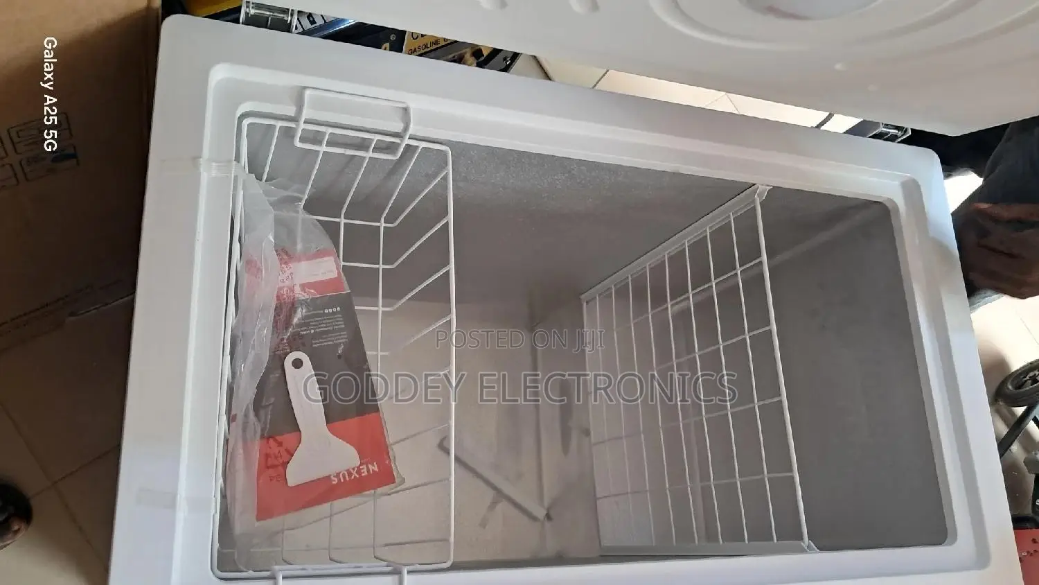 Nexus Deep Freezer Nx265e