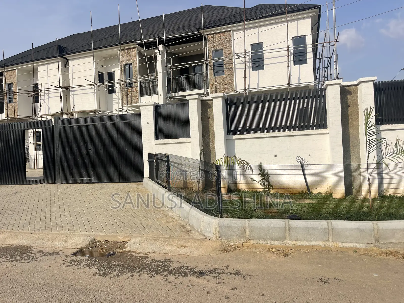 4bdrm Duplex in Jahi Gilmore,Fct for rent