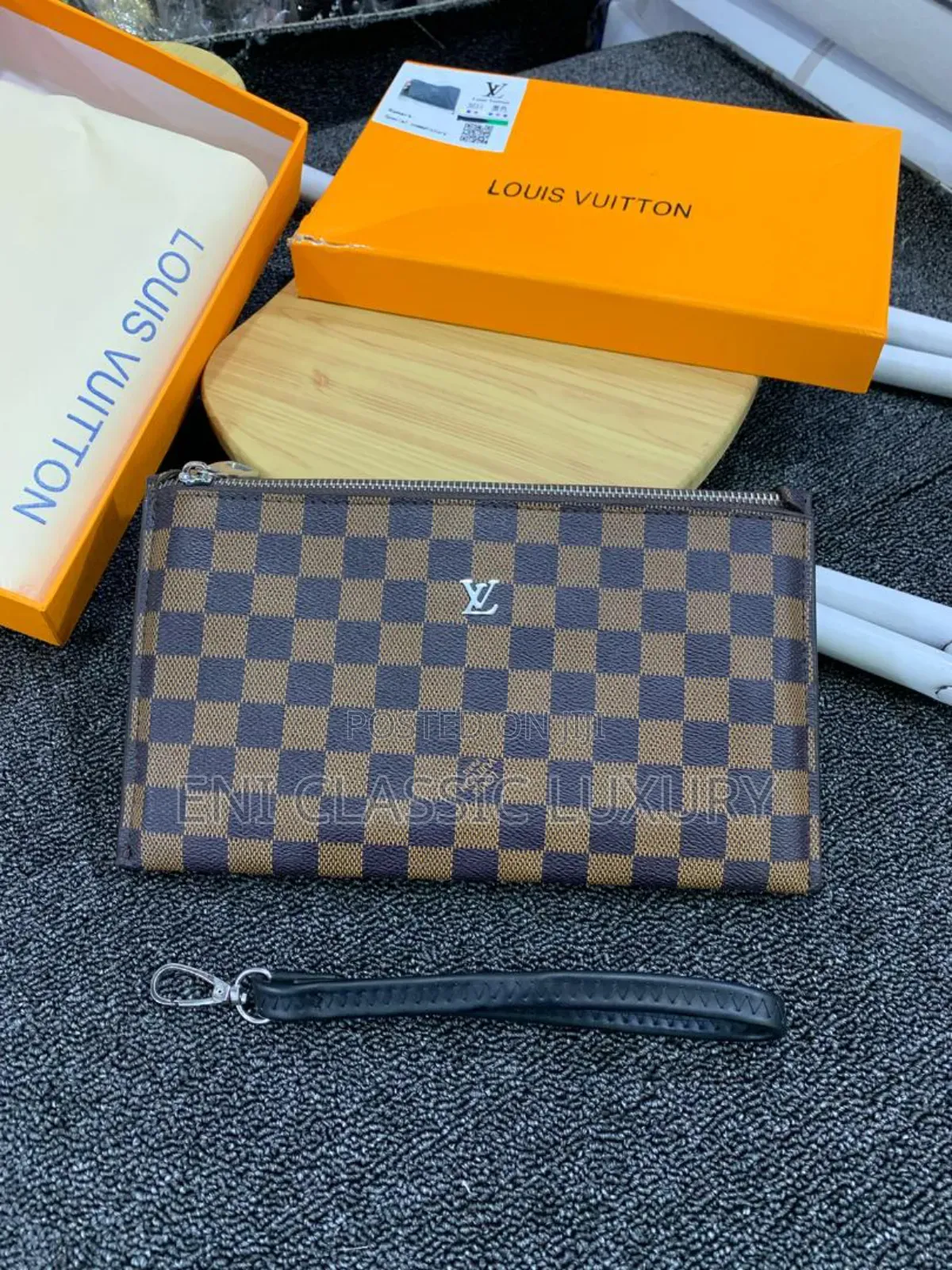 Top Quality Luxury Men's Crossbody Bags Louis Vuitton