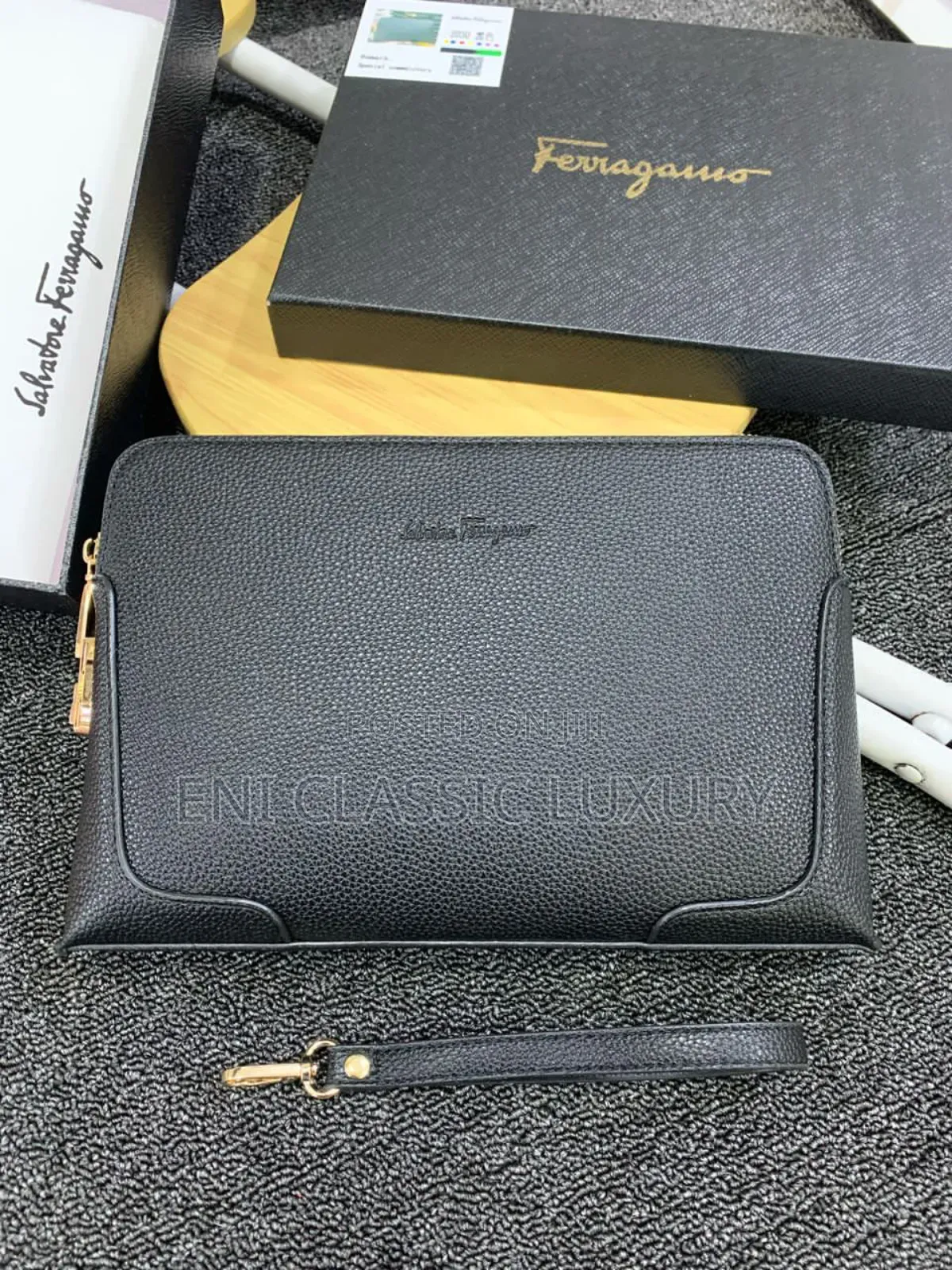 Top Quality Luxury Men's Bags Ferragamo Well Branded Package