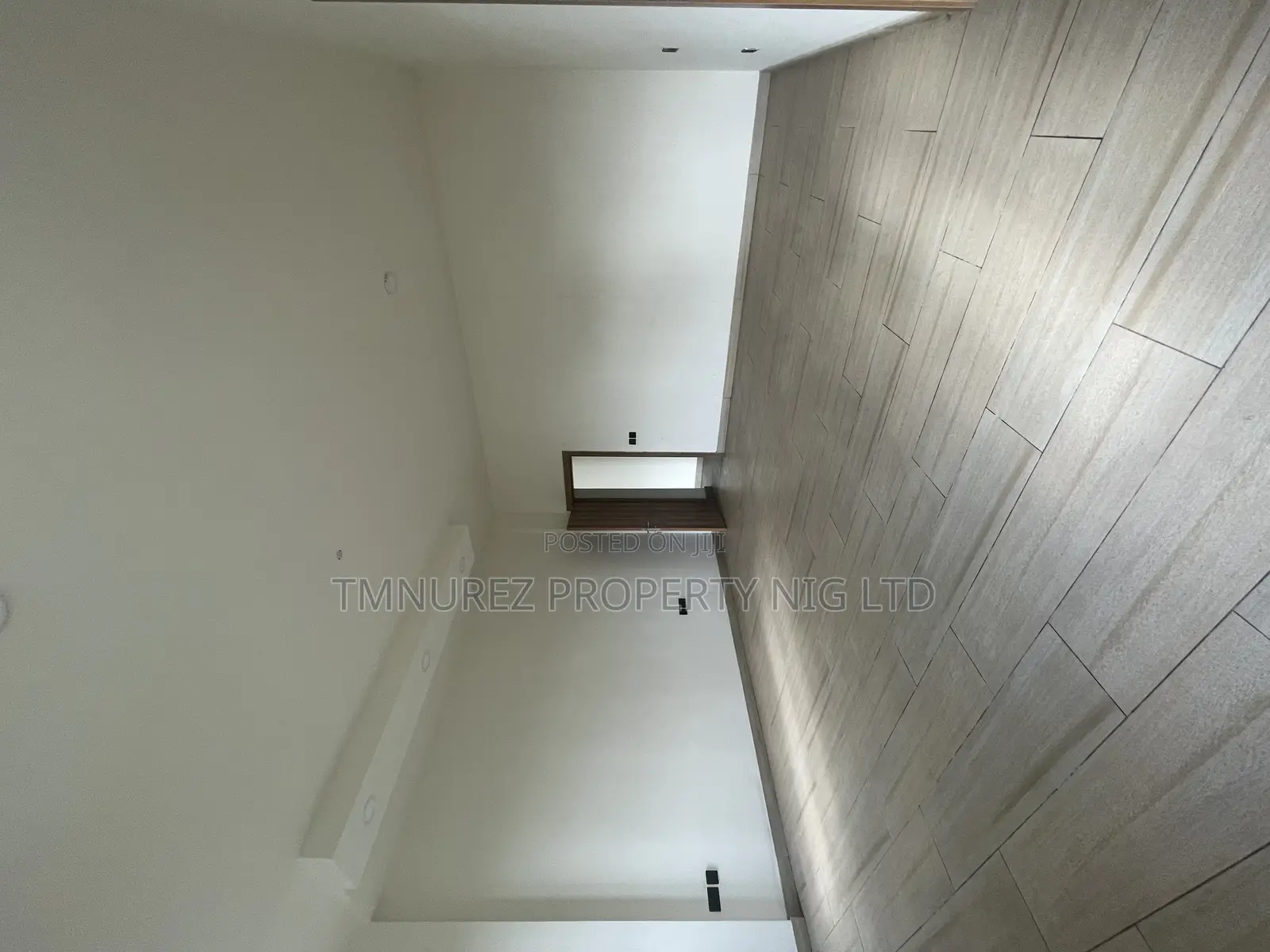 3bdrm Apartment in Victoria Island for rent