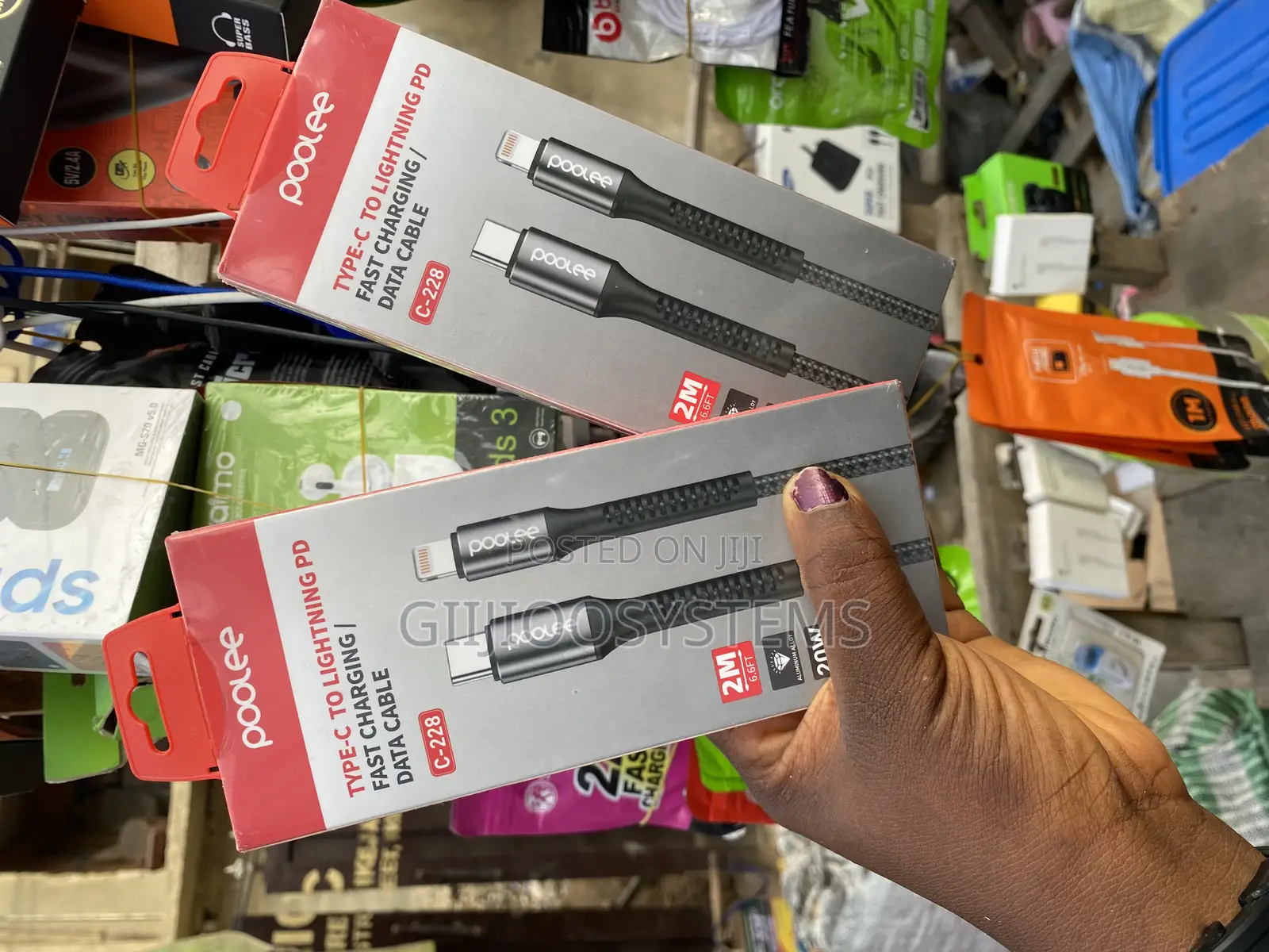 Poolee C28 C to Lightning Cable