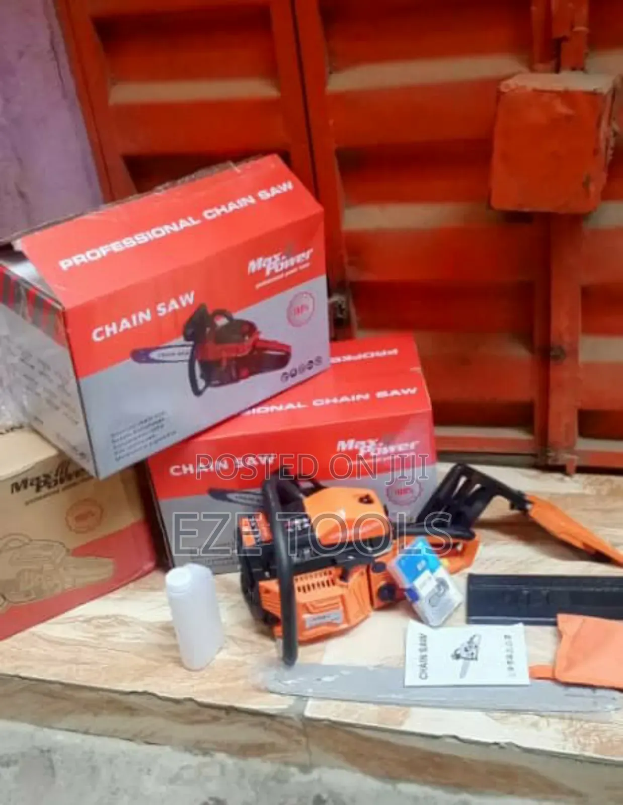 Chain Saw Machine