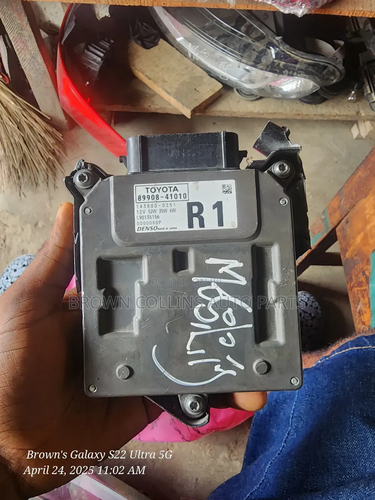 Headlight Charger Avalon 2019-2024 (Right Side)