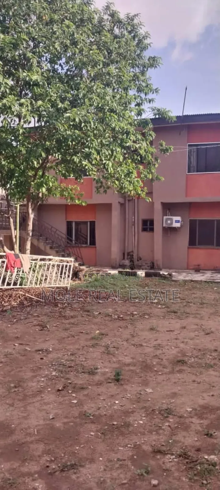 4bdrm Block of Flats in Governor'S Rd, Governors Road for sale