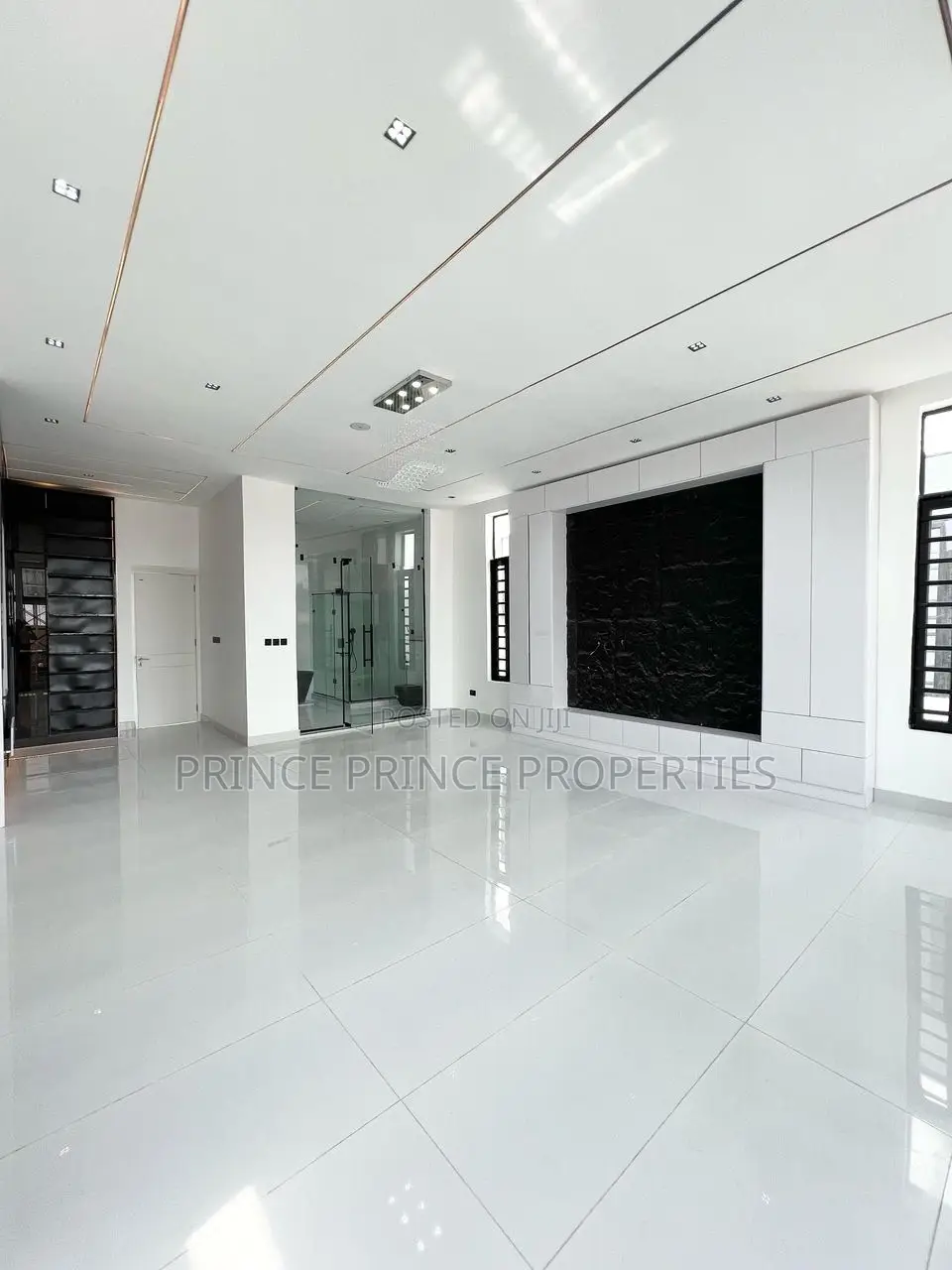 Furnished 5bdrm Duplex in Lekki Chevron for sale