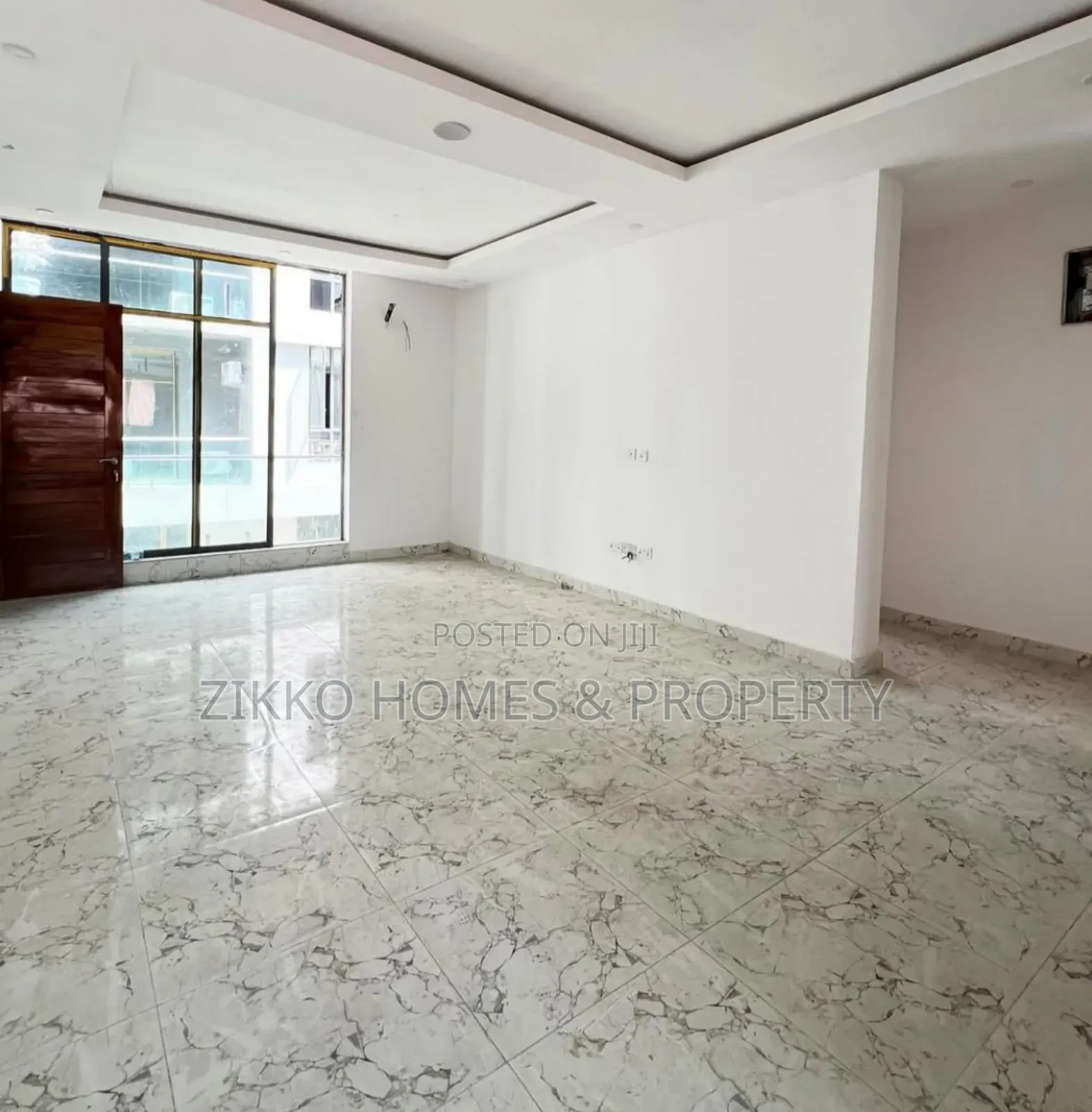 2bdrm Apartment in Chevron Drive, Lekki for sale