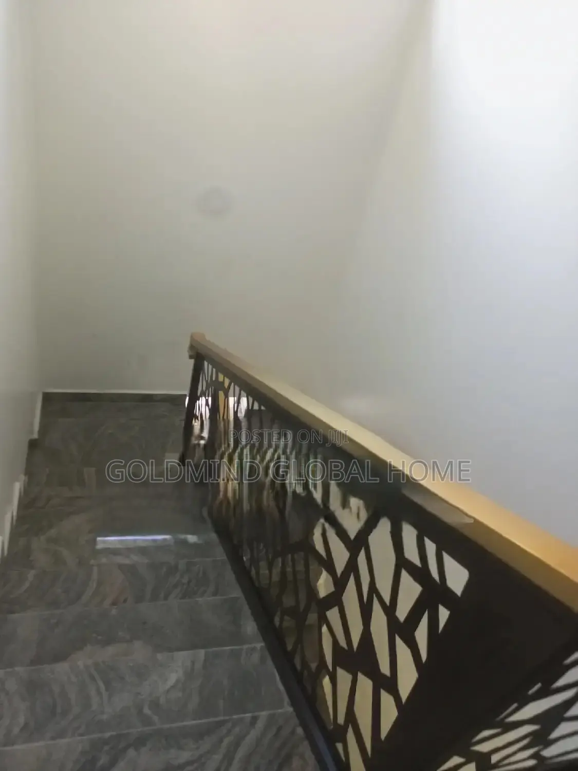 5bdrm Duplex in Gaduwa for sale
