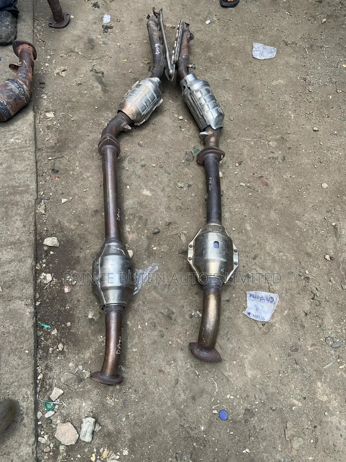 Complete Set of Catalyst Landcruiser 2013 Separate Manifold