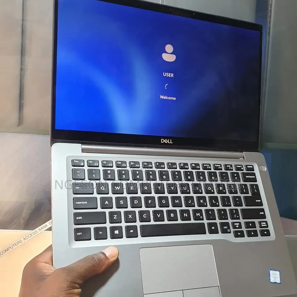 Laptop Dell Latitude 7400 16GB Intel Core i5 SSD 256GB