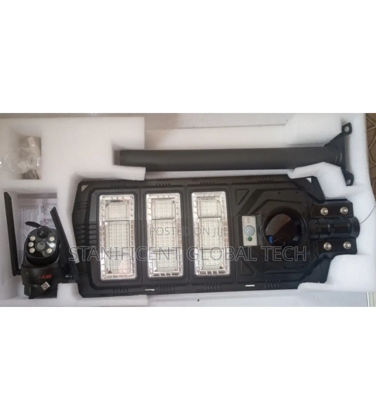 Solar Street Light With Single Lens 4g Solar Camera (V380)