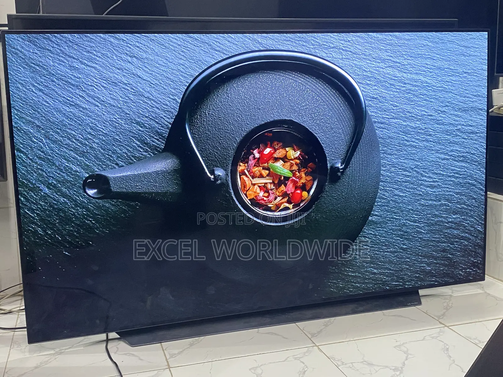 65 “Lg Oled Cx Series Ultra Slim Smart Tv With Ai Thinq