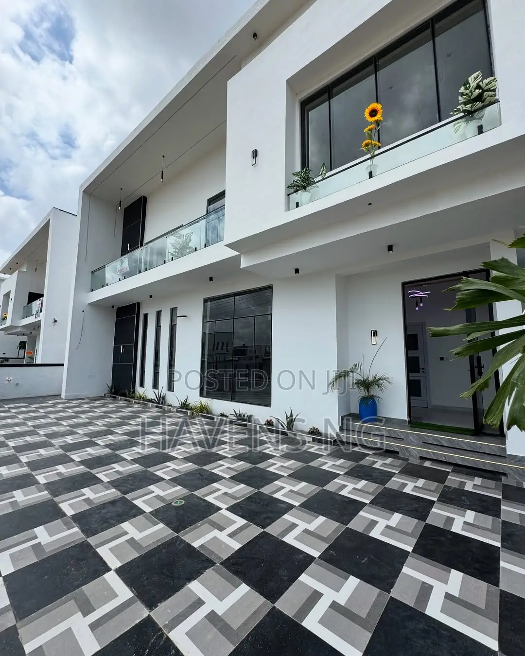 5bdrm Duplex in Abraham Adesanya Estate for sale