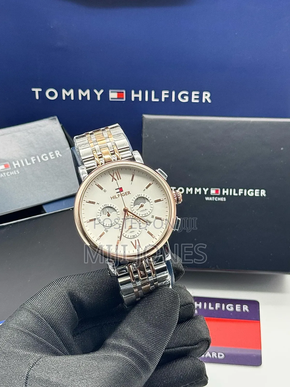 Tommy Hilfiger Mid-Grade Chronograph - Chain Style"