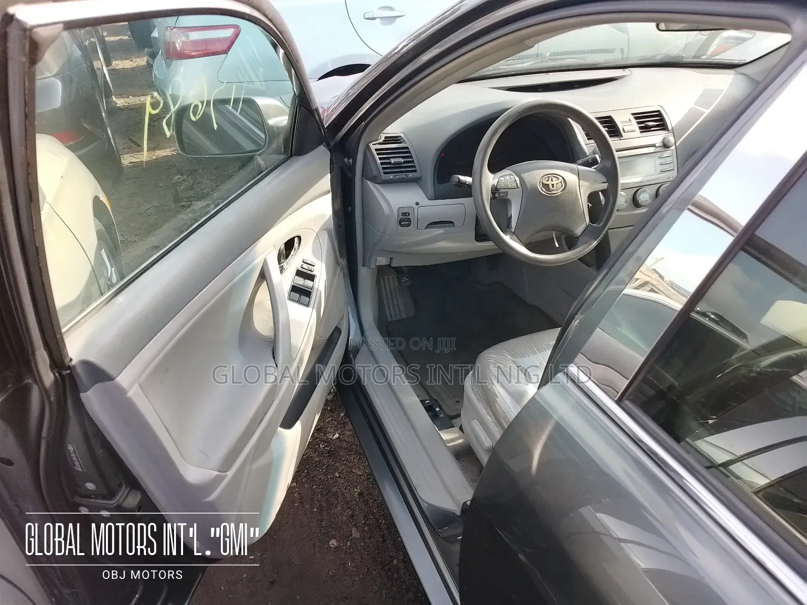 Toyota Camry LE 4dr Sedan (2.4L 4cyl 5A) 2008 Gray