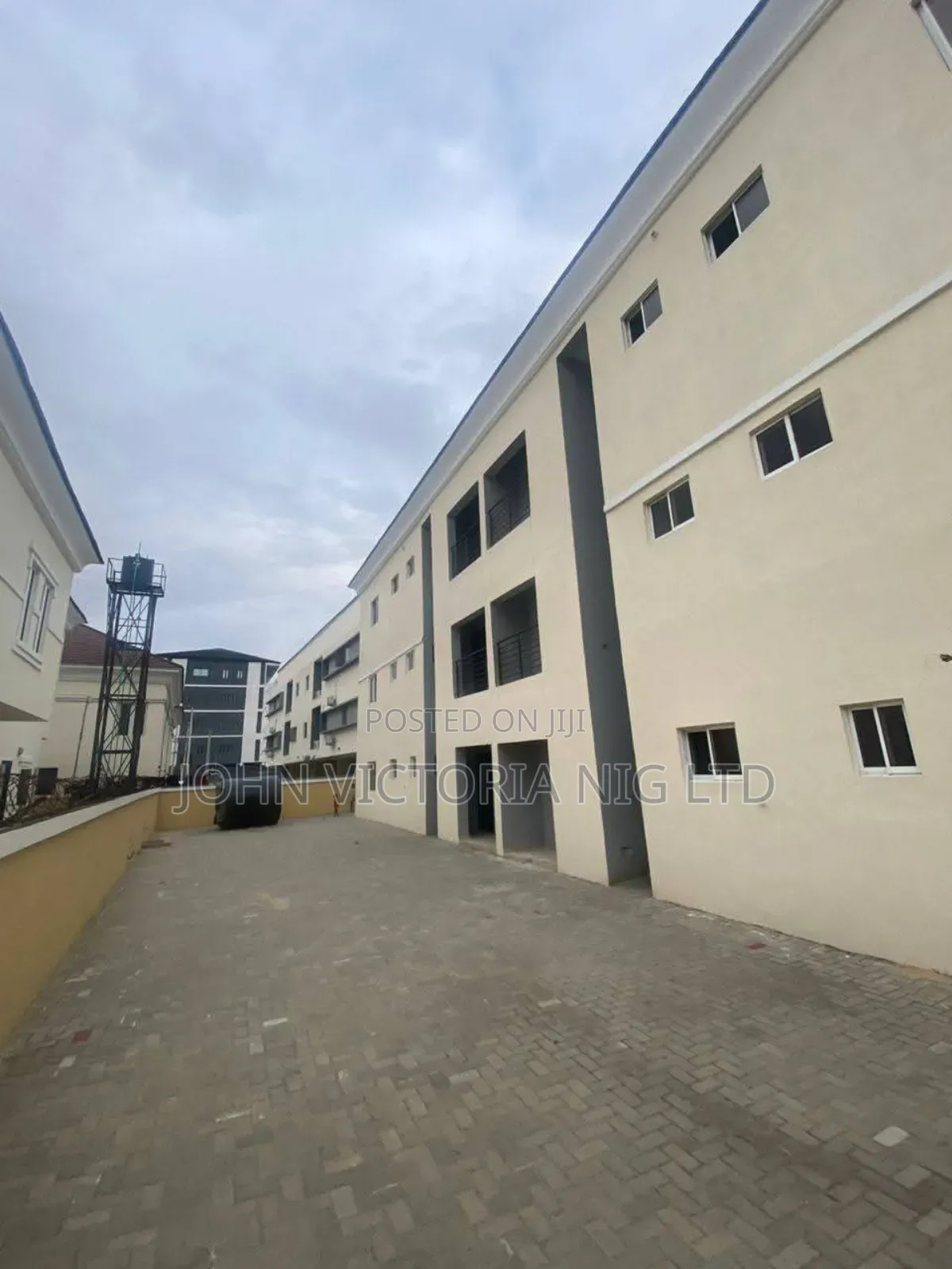 12bdrm Block of Flats in Off Freedom Way, Lekki Phase 1 for sale