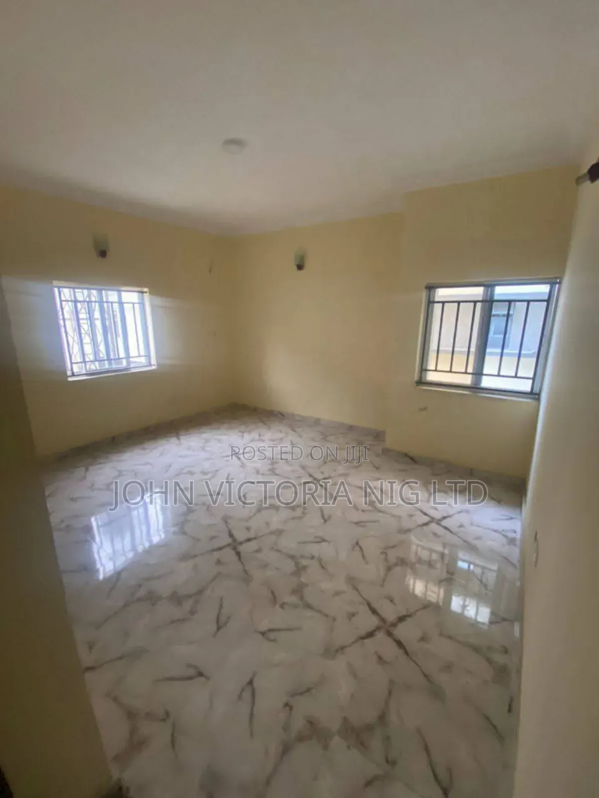 12bdrm Block of Flats in Off Freedom Way, Lekki Phase 1 for sale