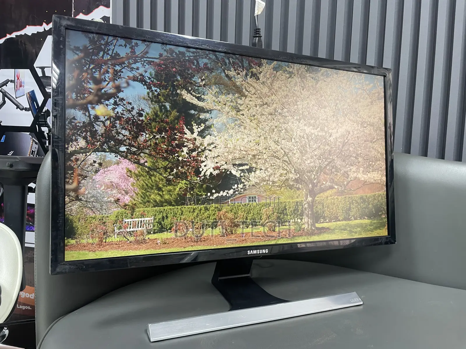 Samsung Uhd Monitor 28 Inches, Amd Freesync,