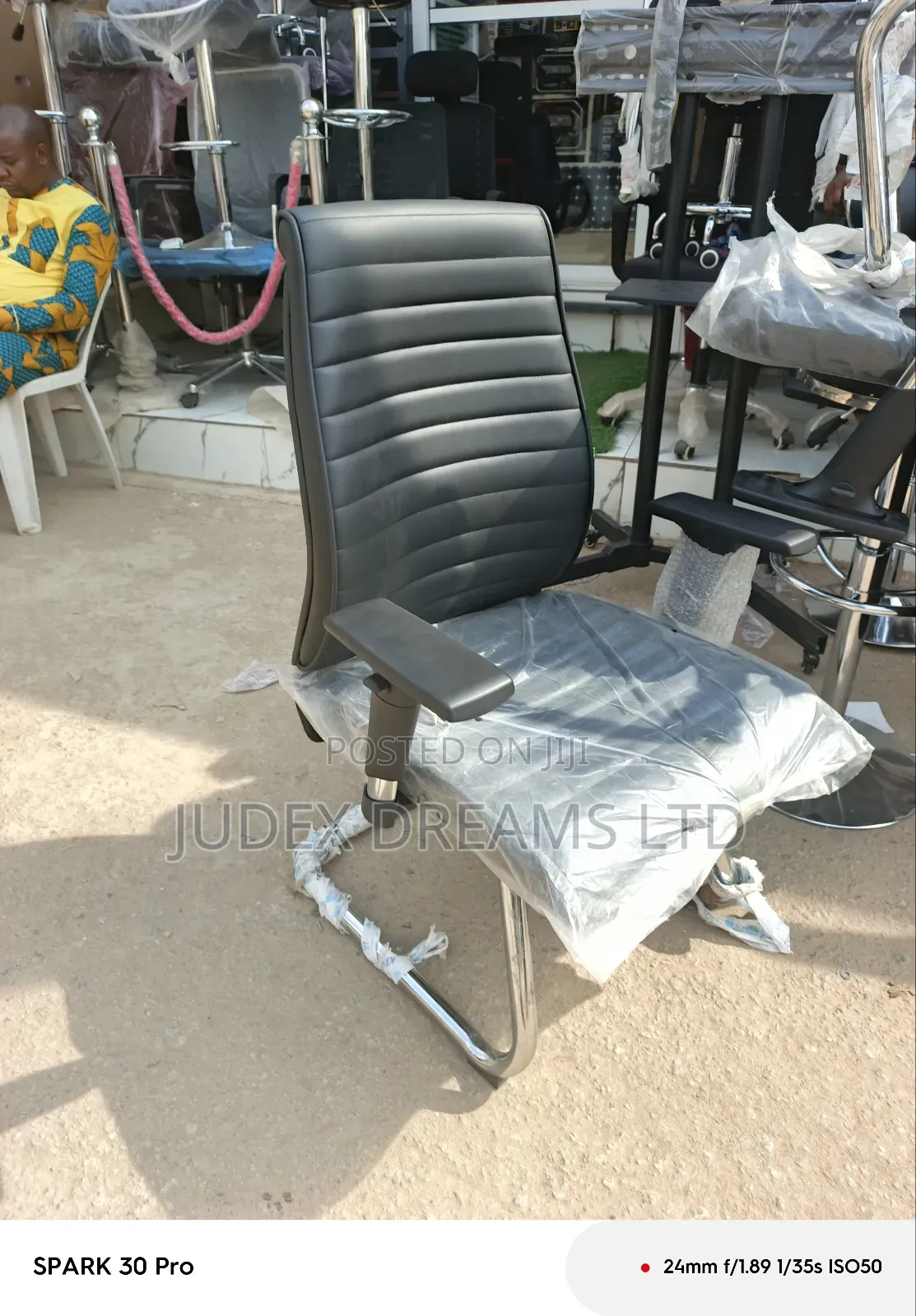 Executive Visitors Chair