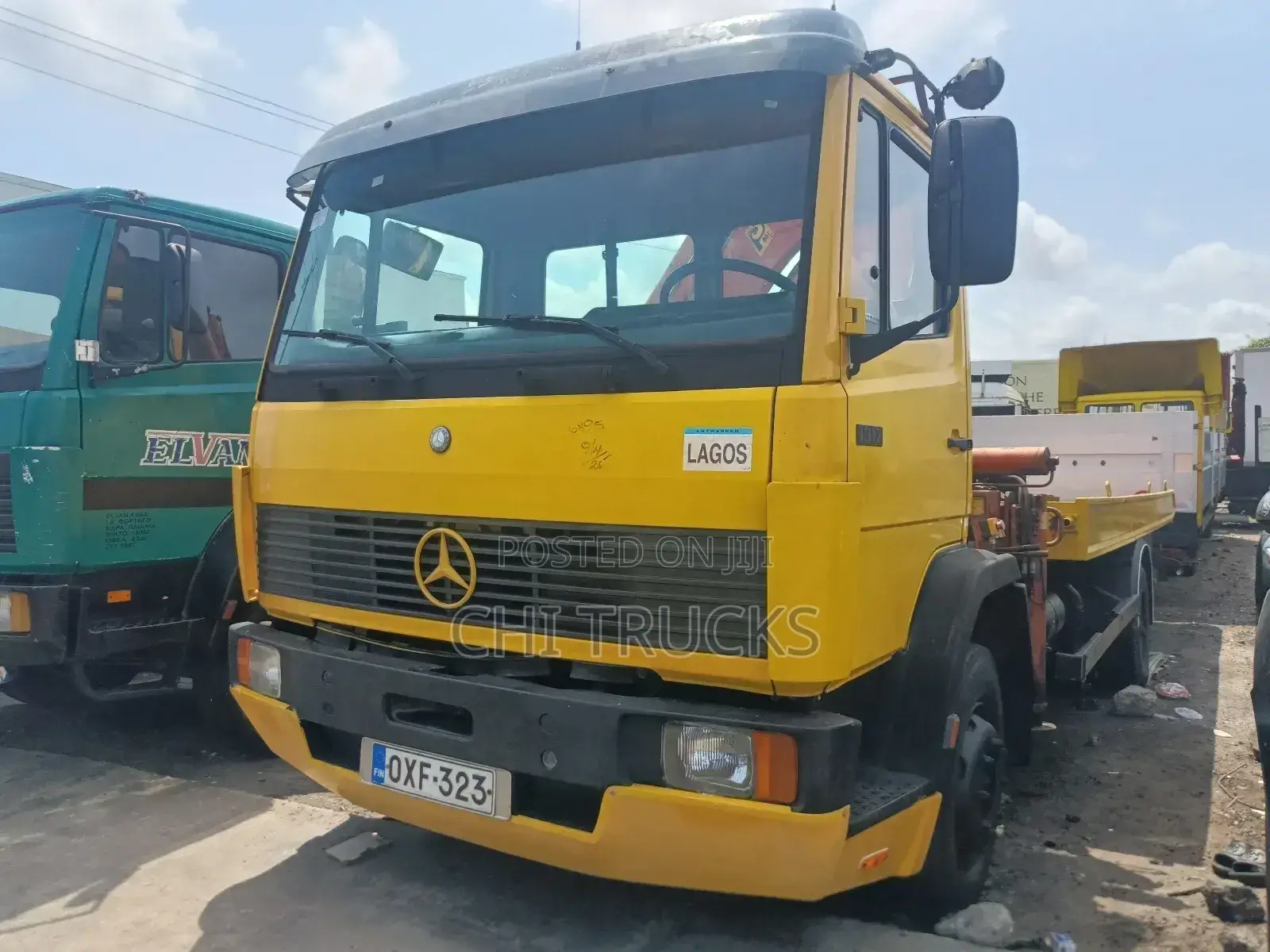 Mercedes Benz 1317 Hiab Truck