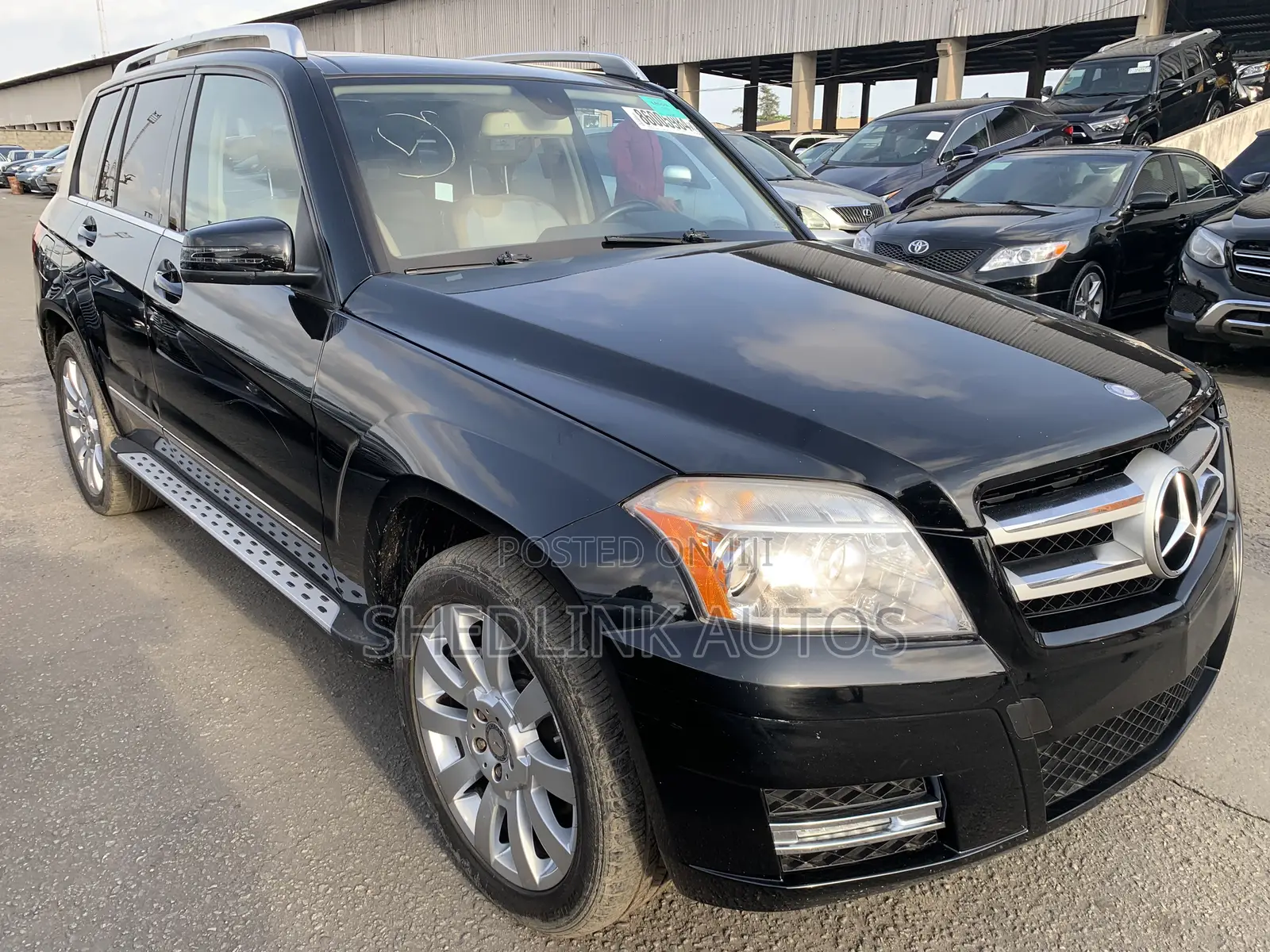 Mercedes-Benz GLK-Class 350 2011 Black