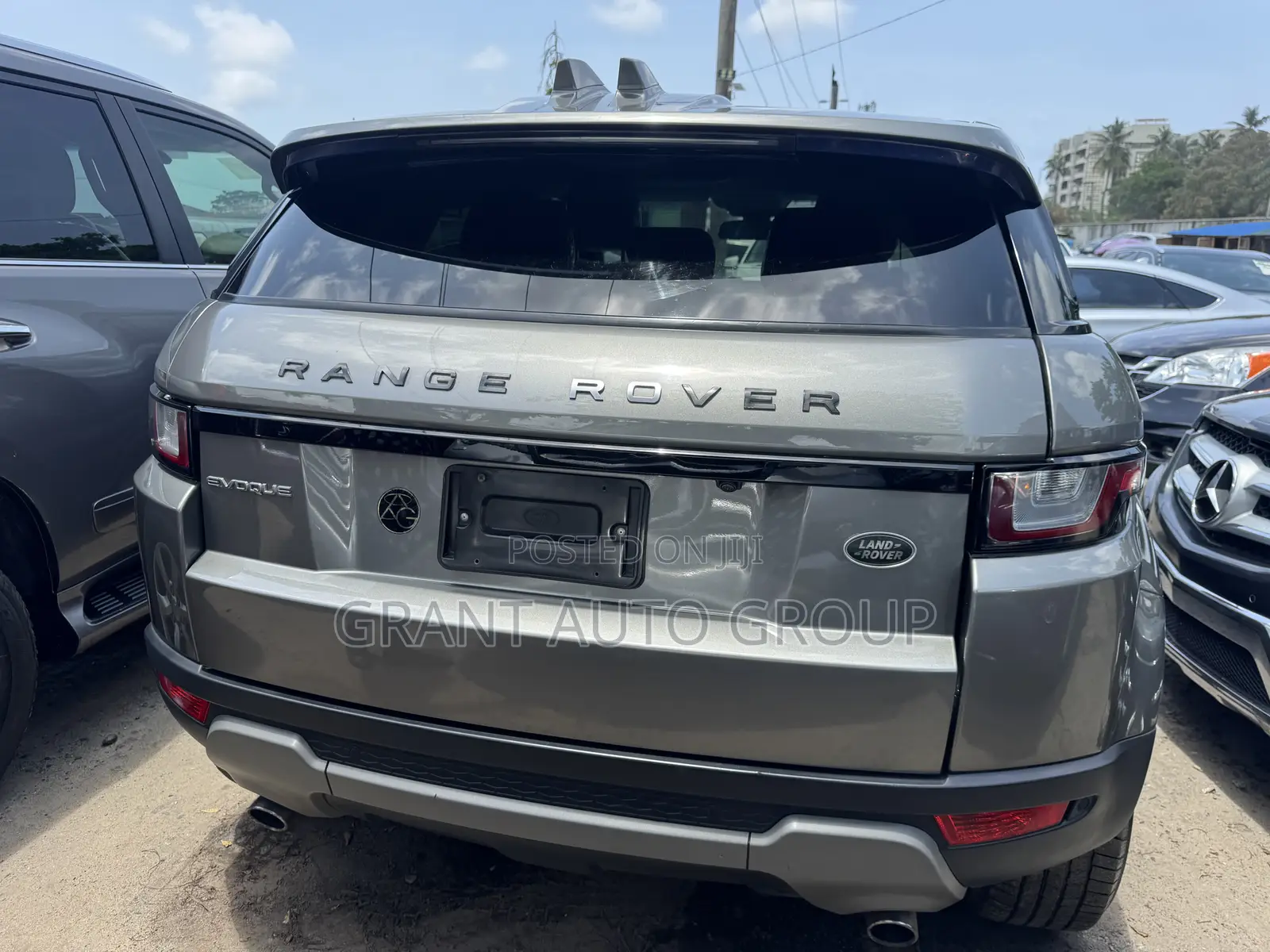 Land Rover Range Rover Evoque HSE Dynamic 4x4 5-Door 2017 Gray