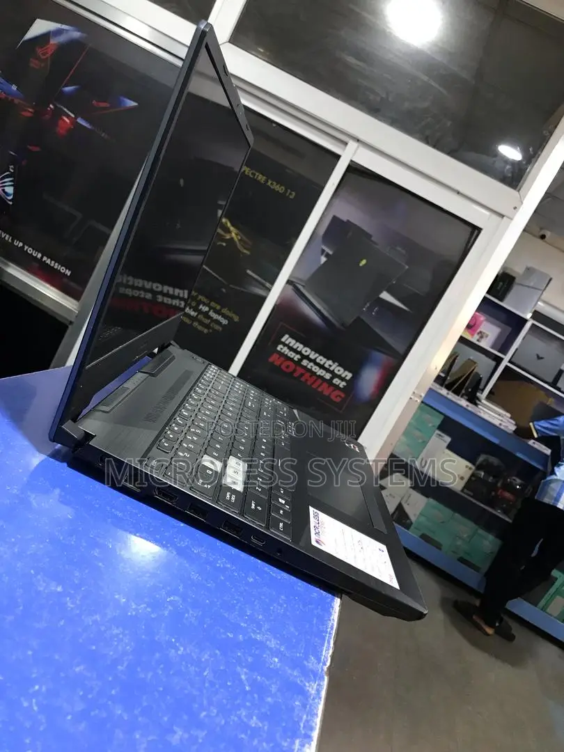 Laptop Asus TUF Gaming FX504 16GB AMD Ryzen 7 SSD 512GB