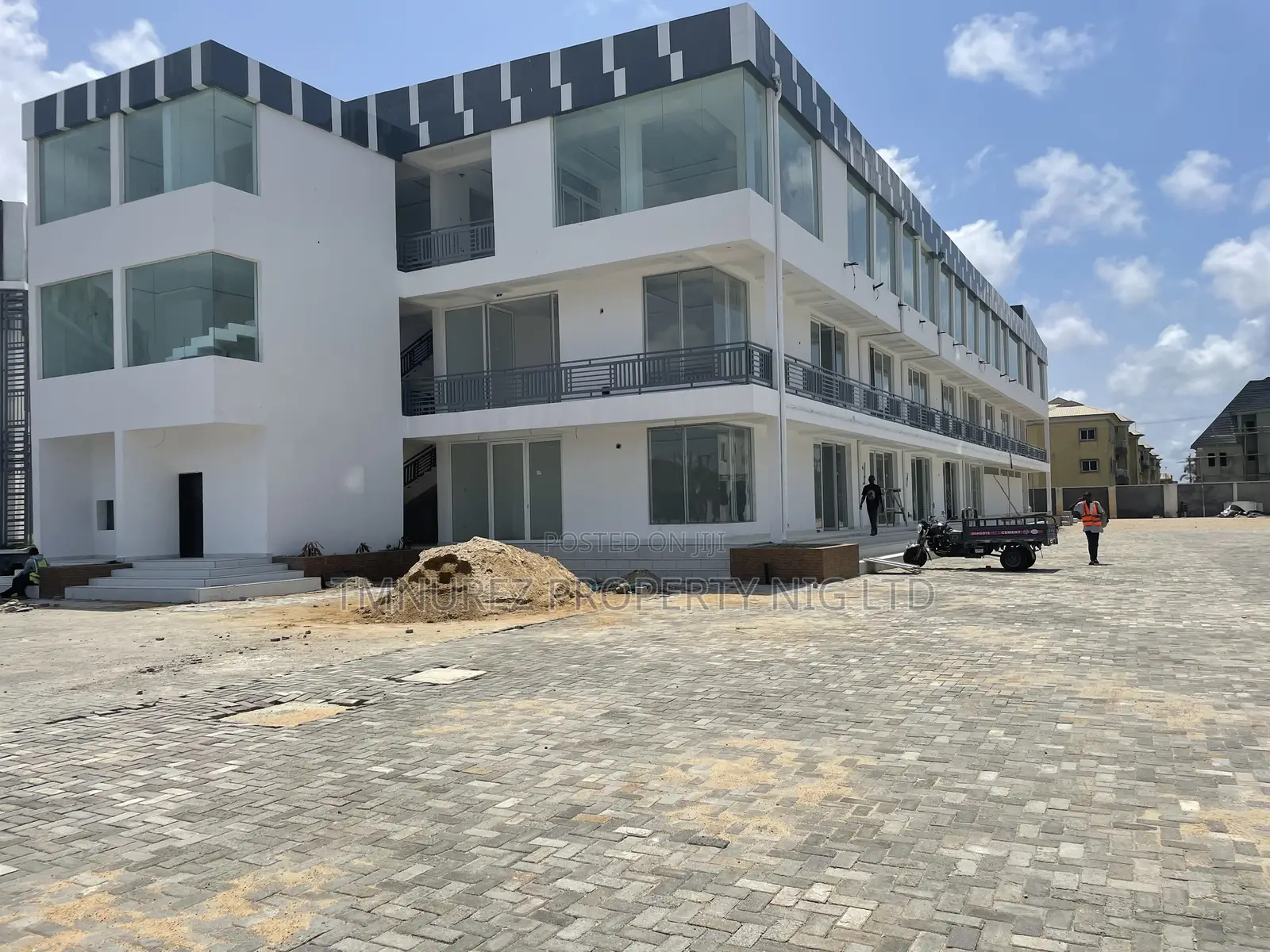 Shop Space for Rent Groundfloor