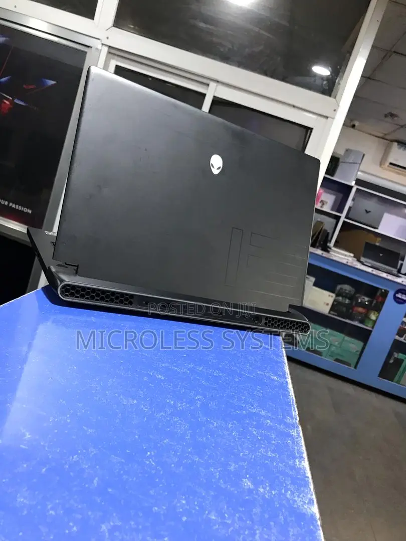 Laptop Alienware M15 R3 16GB AMD Ryzen 7 SSD 512GB