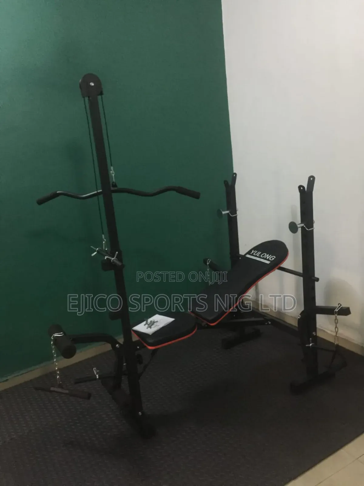 Brand New Weight Bench With Latpull