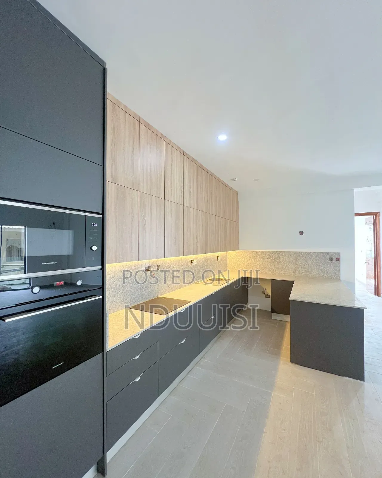 3bdrm Apartment in Seagate Estate (, Ikate-Elegushi for sale