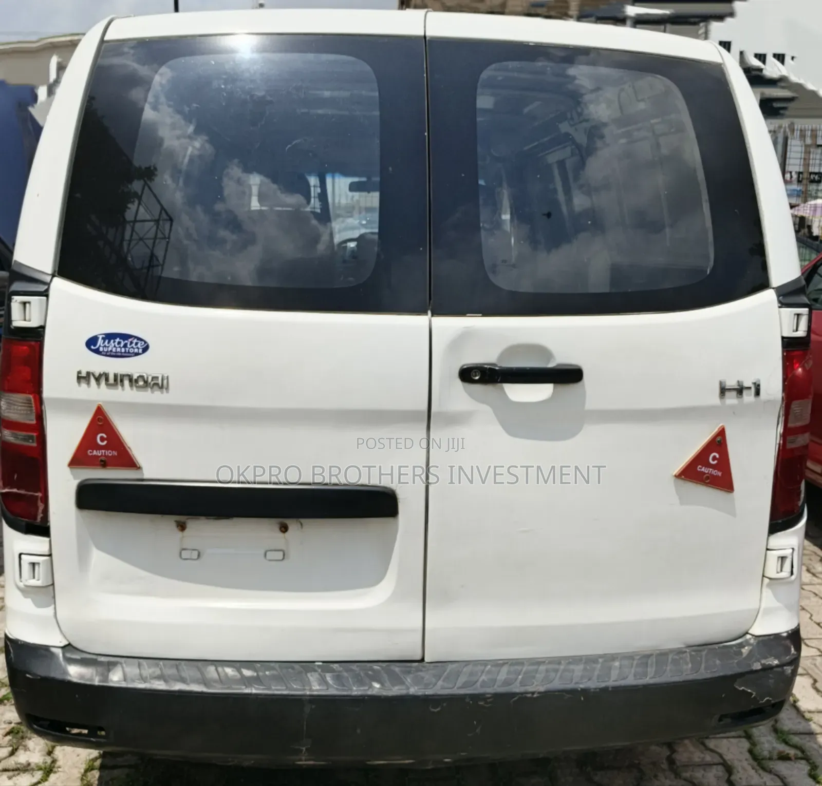 Hyundai H1 2.4 GLS 2011 White