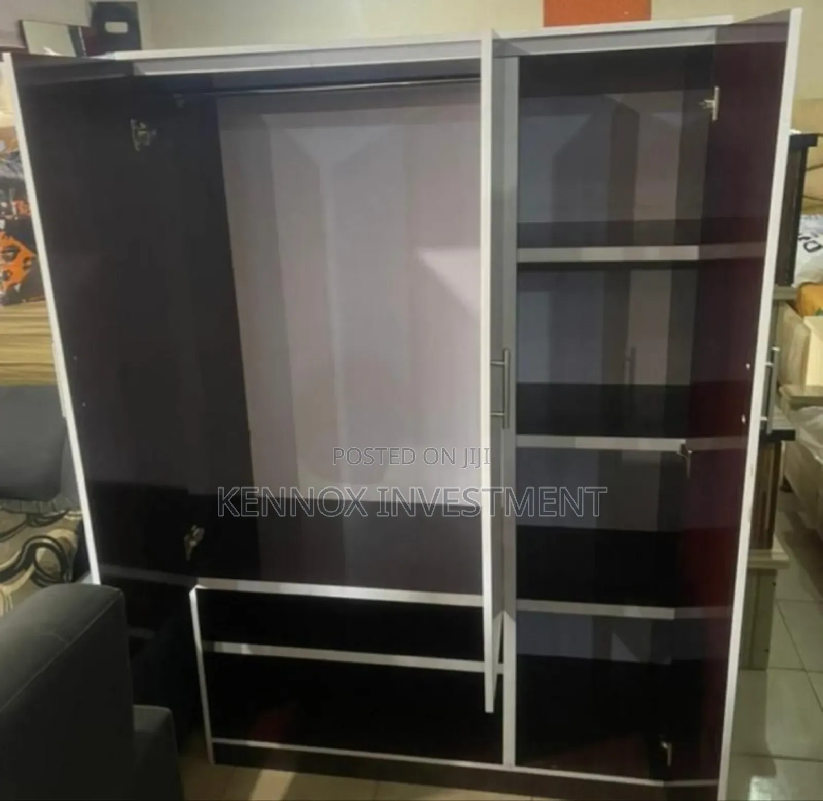 4ft by 6ft 3 Doors Standard Wardrobe