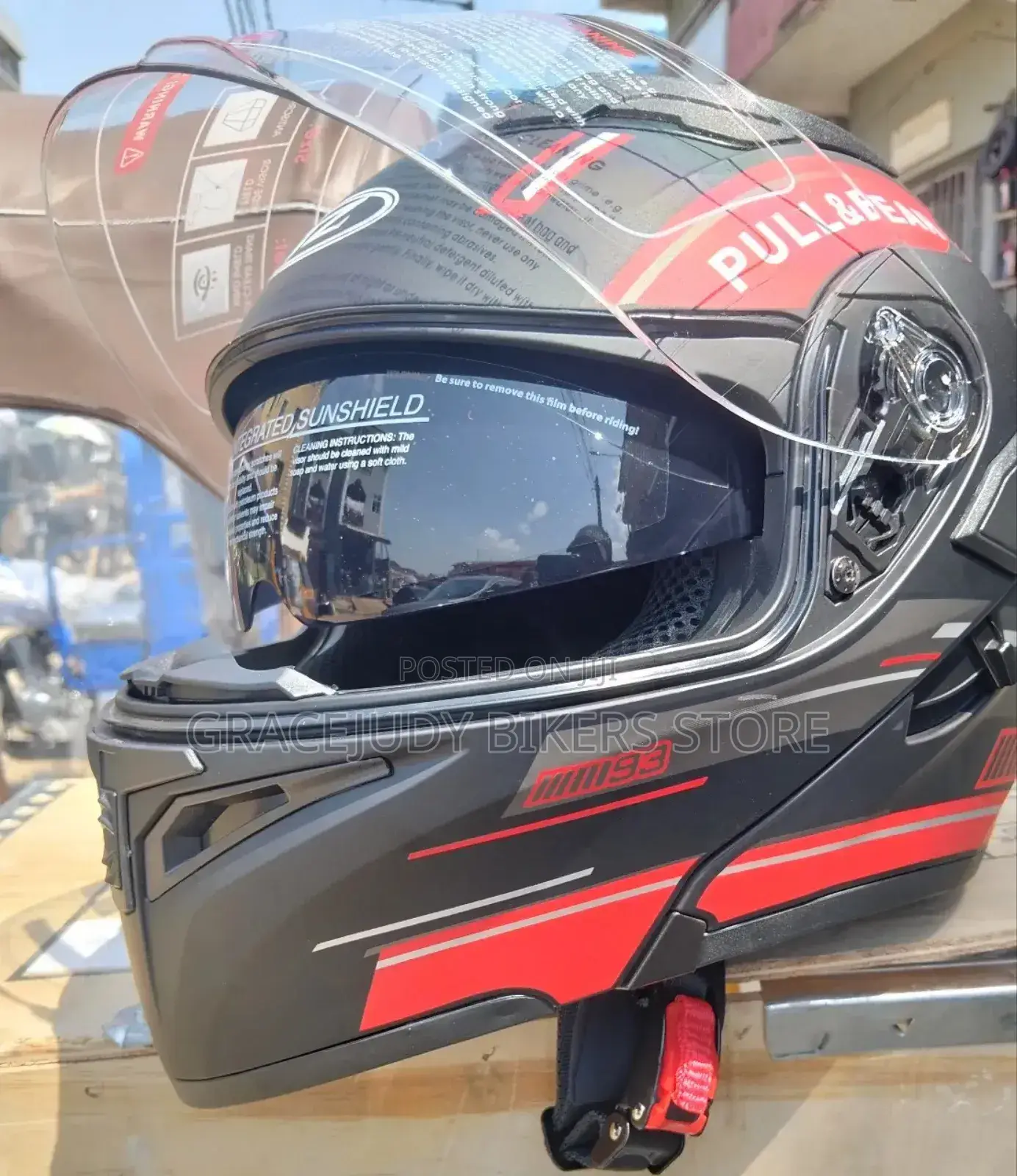 Red Dot Open Jaw Helmet