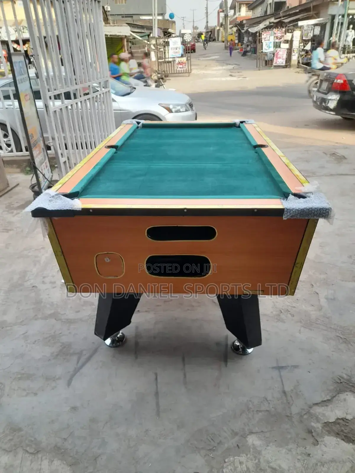 Coins Snooker Bored