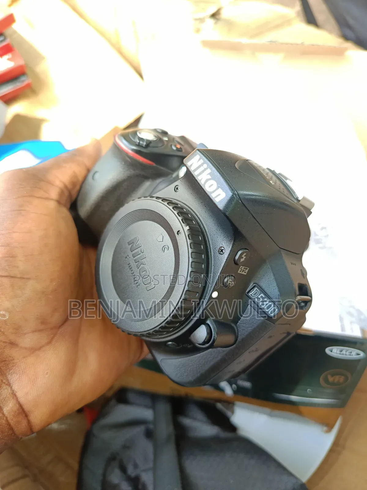 Nikon D5300 With 18-55mm Lens (Foreign Used)