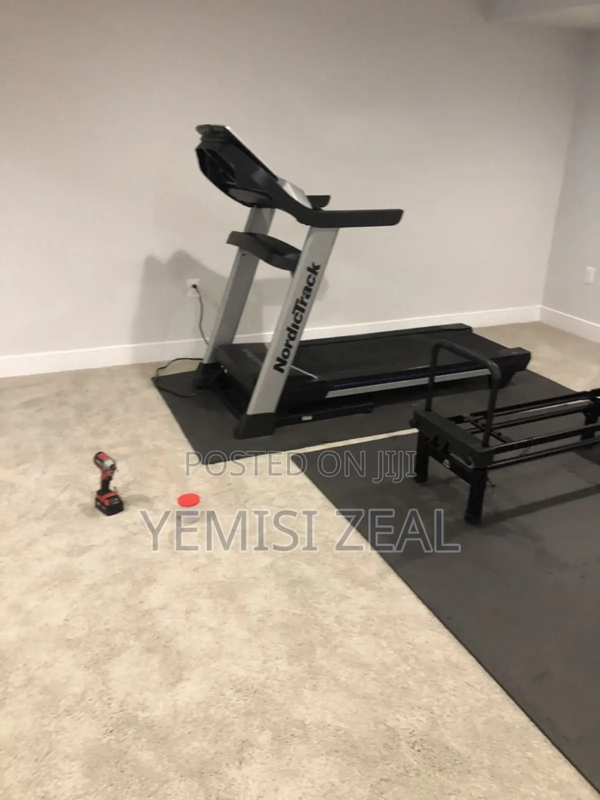 4hp Treadmill With 150kg User Weight
