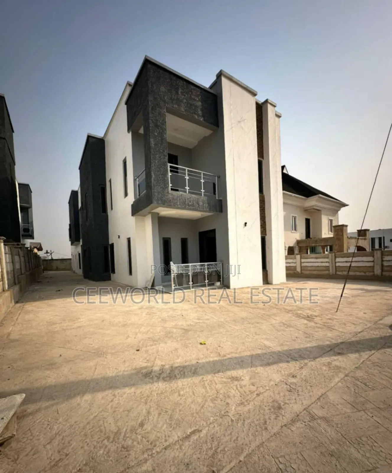 4bdrm Duplex in Lere Adigun Gra, Basorun for rent