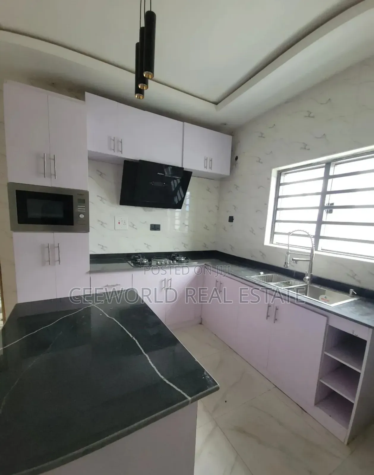 5bdrm Duplex in Kolapo Ishola Gra, Akobo for sale